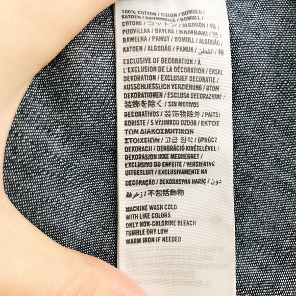 Hollister Denim Button-Up - Picture 3 of 4